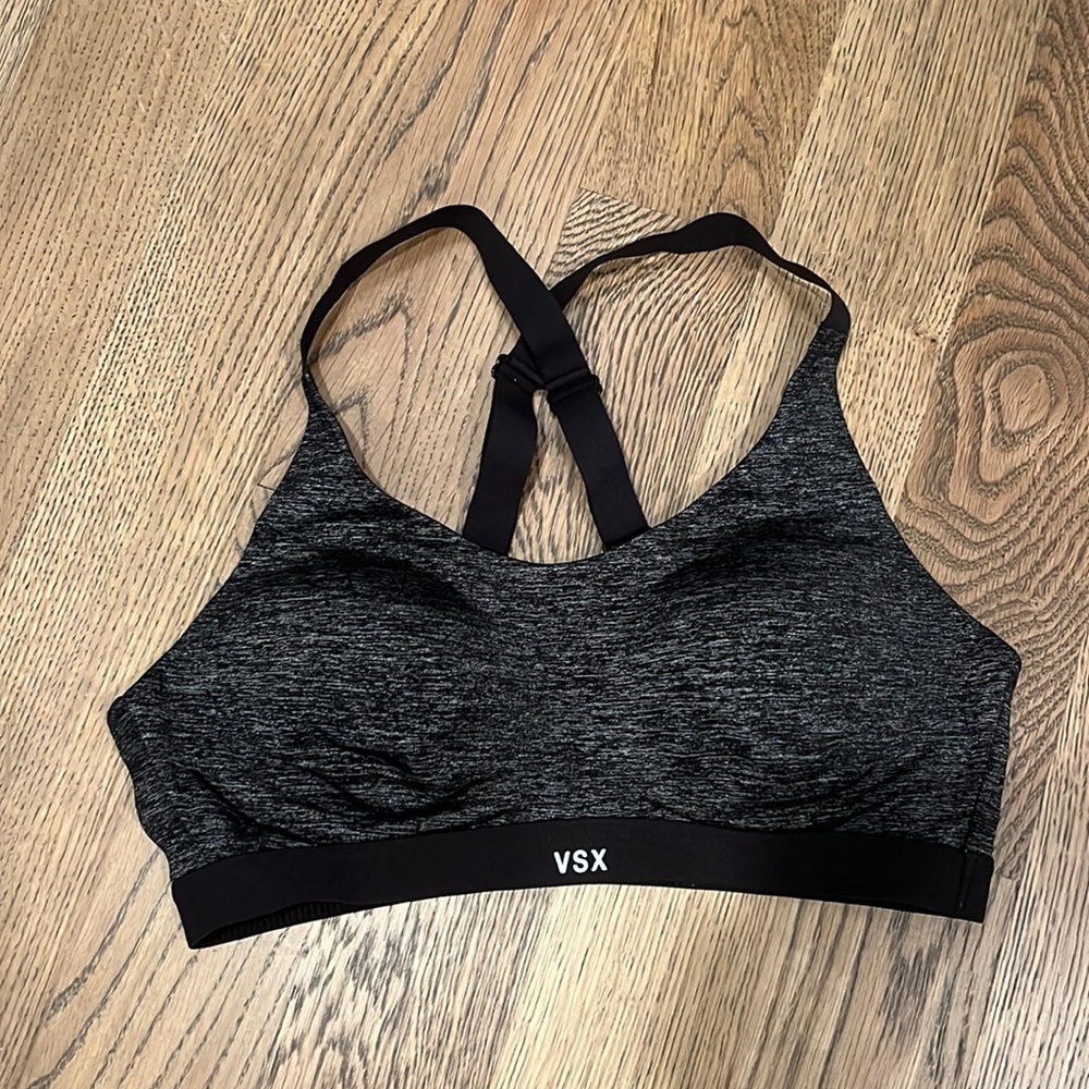 Victoria’s Secret VSX Sport Sports Bra 34B